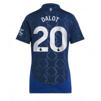 Camisa de Futebol Manchester United Diogo Dalot #20 Equipamento Secundário Mulheres 2024-25 Manga Curta